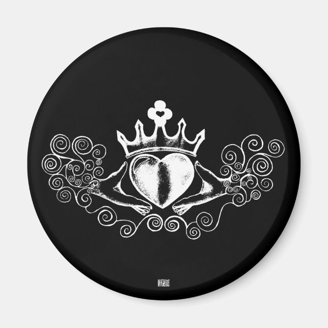 Claddagh (White) Magnet (Front)