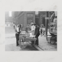 Clam Seller in Little Italy, 1906
