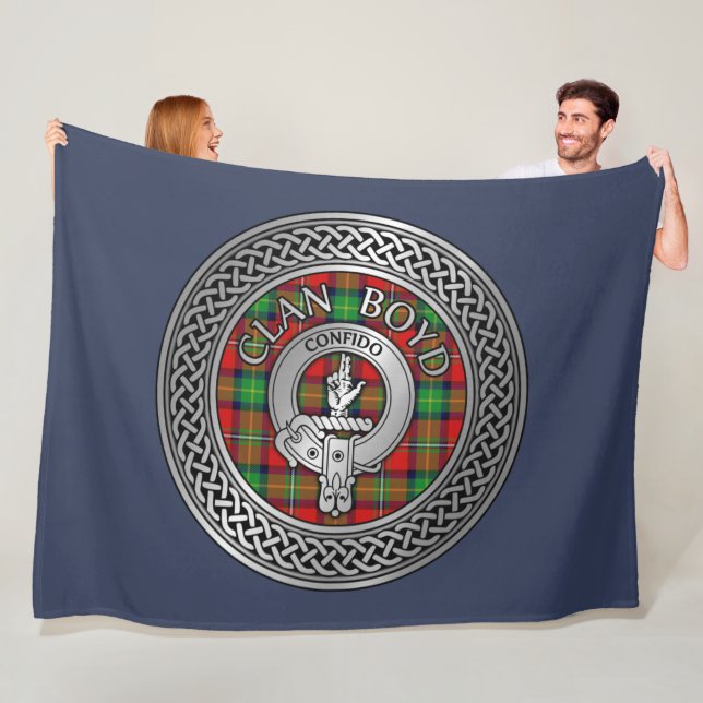 Clan Boyd Crest & Tartan Knot Fleece Blanket (In Situ)