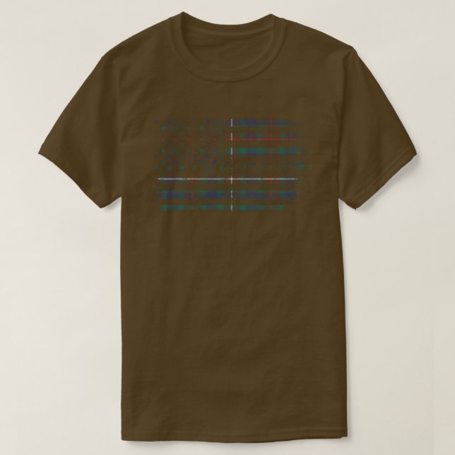 Clan Fraser Hunting Scottish tartan US flag kilt S T-Shirt (Design Front)
