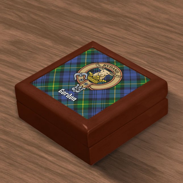 Clan Gordon Crest over Tartan Gift Box (Creator Uploaded)