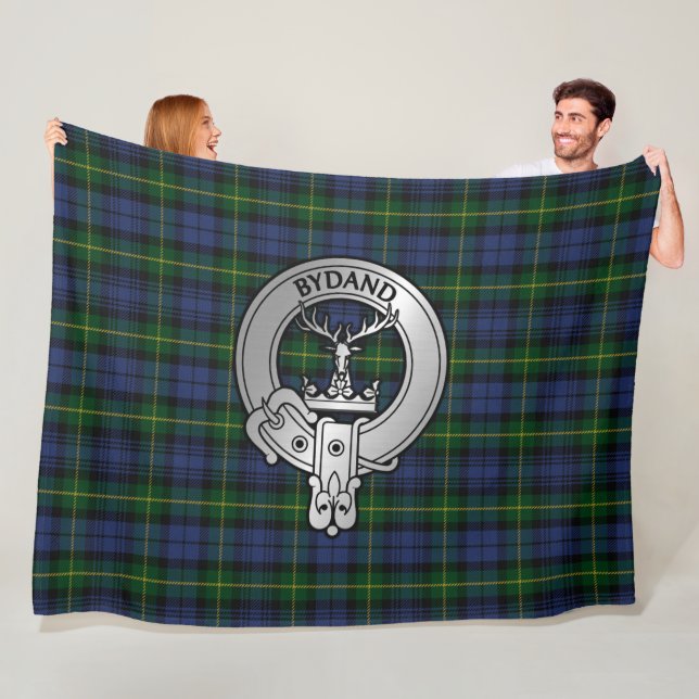 Clan Gordon Crest & Tartan Fleece Blanket (In Situ)
