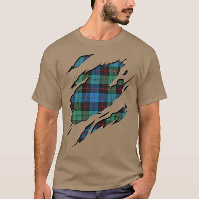 Clan Guthrie Tartan Plaid Effects T-Shirt (Front)