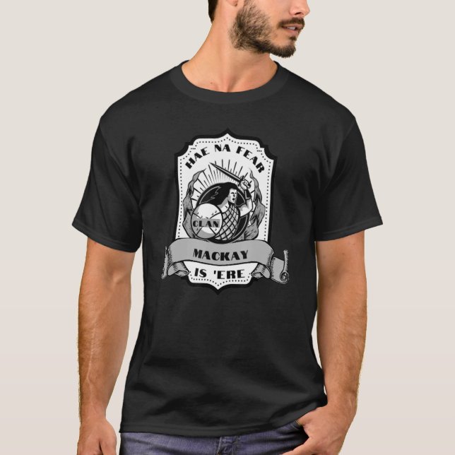 Clan MacKay Swordsman Scottish Badge Highland Game T-Shirt (Front)