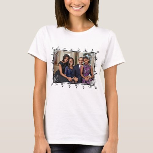 Class Act President Obama and Family Portrait T_Shirt