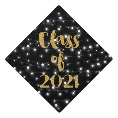 Class of 2021 with String Lights and Glitter Graduation Cap Topper