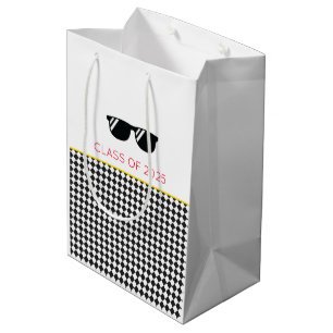 Class of 2025 Graduation Sunglasses Checker Fun Medium Gift Bag