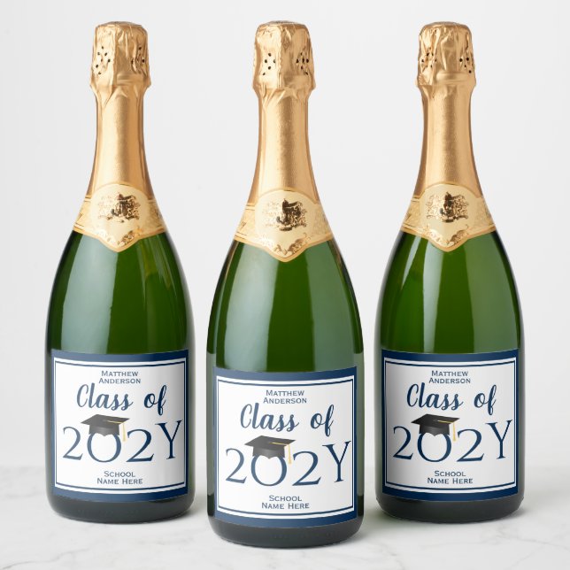 Class of 2026 Elegant Navy Blue Graduation Party Sparkling Wine Label (Bottles)