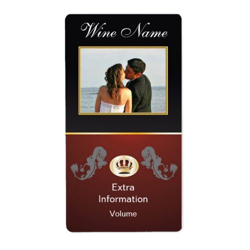 Class Royal Red Crown Black Wine Label With Kisses