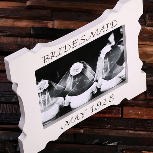 Classic 5" x 7" White Wooden Picture Frame (Top)