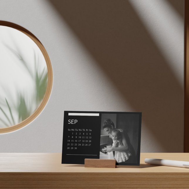 Classic Black And White Easel Calendar Sep 2025 Holder (Creator Uploaded)