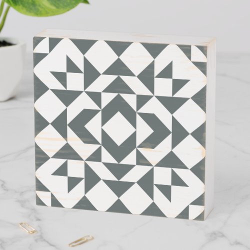 Classic Black and White Quilt Block Wooden Box Sign