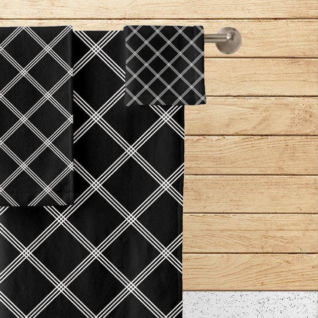 Classic Black & White Plaid Bath Towel Set (Creator Uploaded)