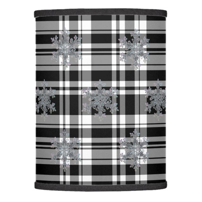Classic black white plaid pattern snowflakes  lamp shade (Front)