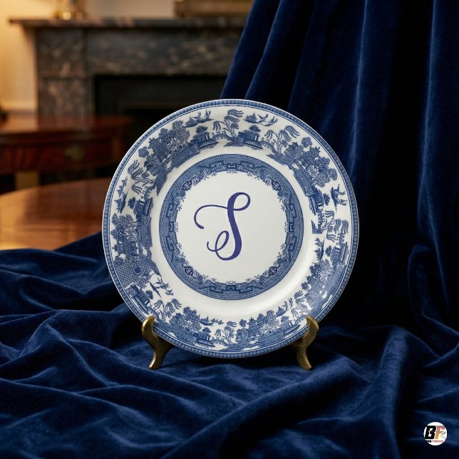 Classic Blue Willow Pattern Custom Script Monogram Paper Plates (Creator Uploaded)
