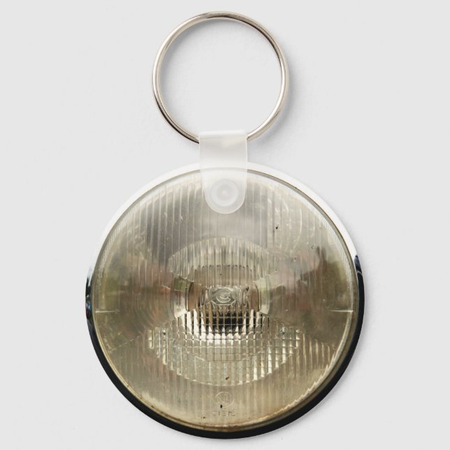 Classic car headlamp with round clear glass lens keychain (Front)