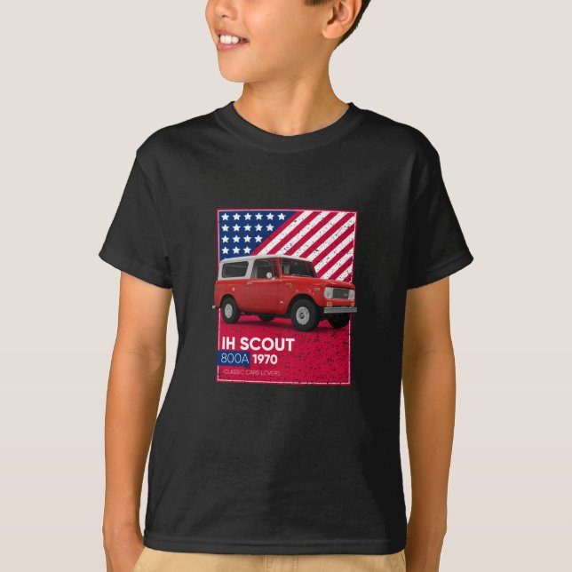 Classic Cars IH Scout 800A 1970 T-Shirt (Front)