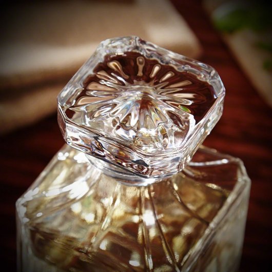 Classic Carson Glasses Set with Draper Decanter (Top)