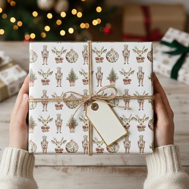 Classic Christmas Vintage Chinoiserie Toile Jumbo  Wrapping Paper (Classic Christmas Vintage Chinoiserie Toile Jumbo Wrapping Paper)