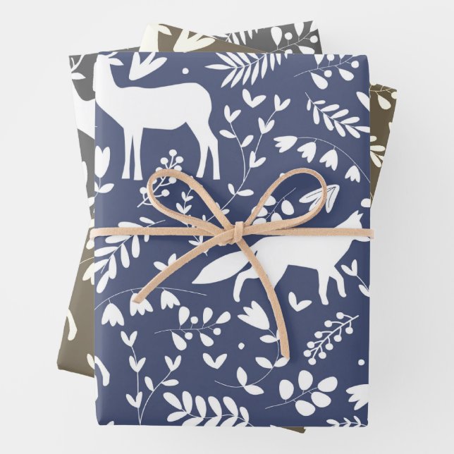 Classic Christmas Wrapping Paper Flat Sheet Set (In situ)