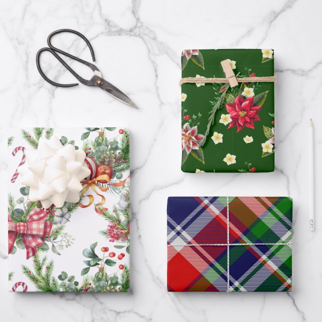 Classic Christmas  Wrapping Paper Sheets (Front)