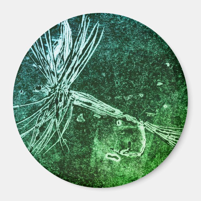 Classic dry fly pattern for trout and bass fishing magnet (Front)