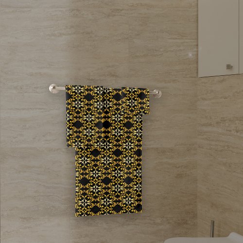 Classic Elegant Chic Gold and Black Damask Pattern Bath Towel Set