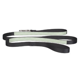 Classic foliage pattern in white and green pet leash