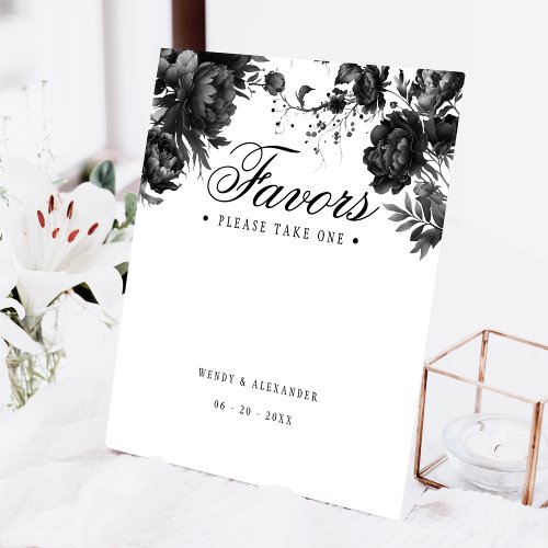 Classic Gothic White Wedding Favors Pedestal Sign