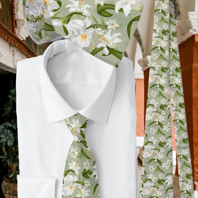 Classic Green White Flower Pattern Neck Tie (Creator Uploaded)