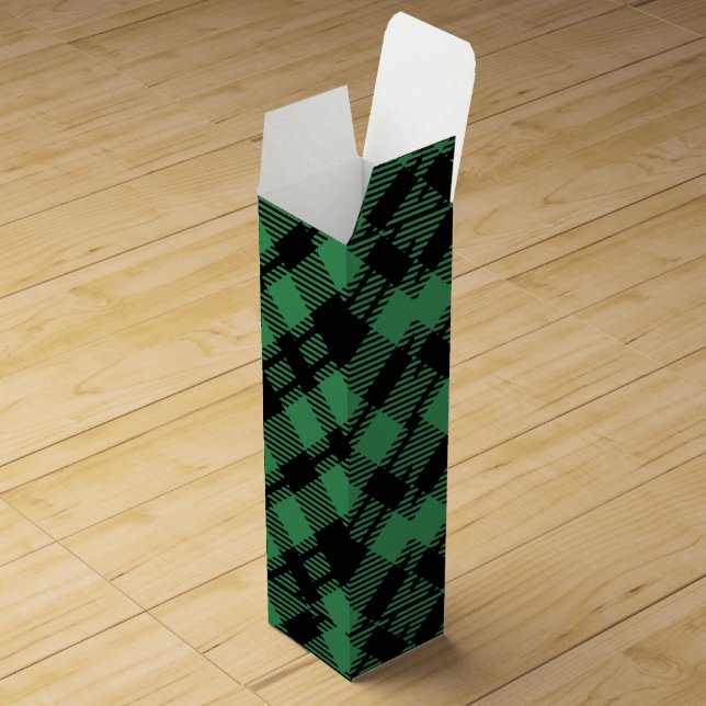 Classic Holiday Green Checkered Pattern  Wine Box (Opened)