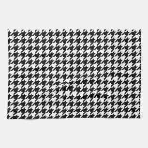 Classic houndstooth pattern Dogstooth check design Towel