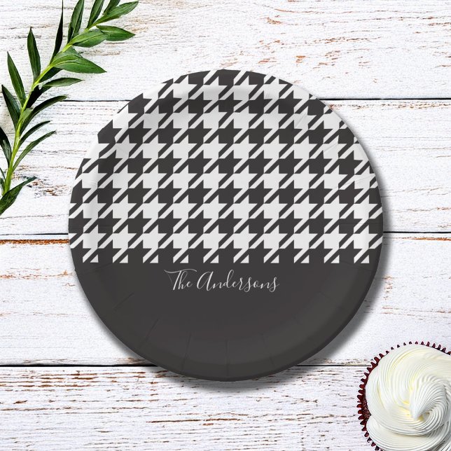 Classic Modern Black and White Houndstooth Paper Plates (Creator Uploaded)
