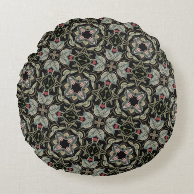 Classic Moroccan Geometric Decorative Patterns Round Pillow (Front)