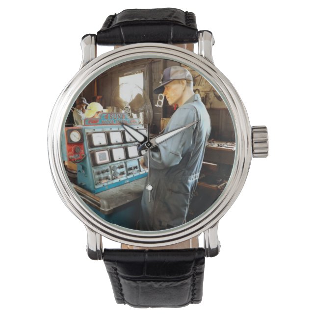 'Classic Motor Tester & Tech' Watch (Front)