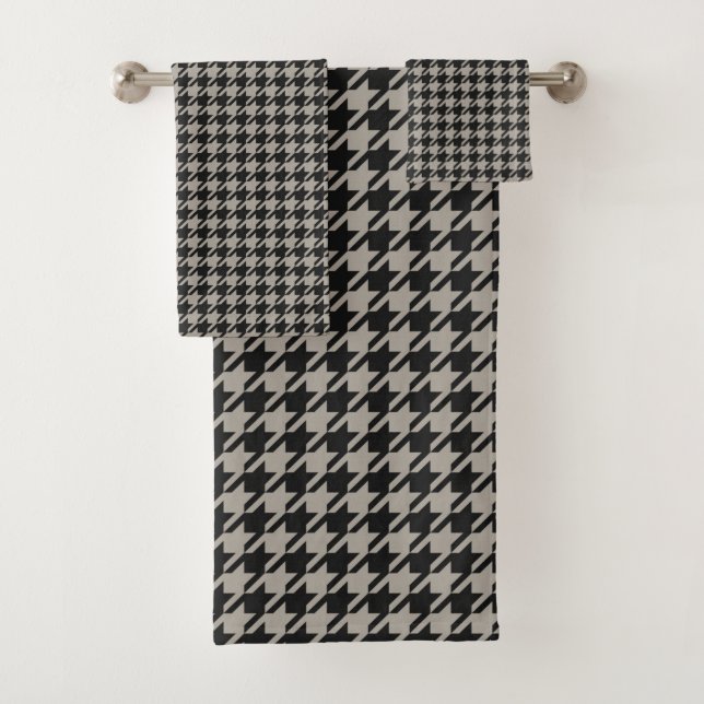 Classic Pepita Houndstooth Pattern Black Grey  Bath Towel Set (Insitu)