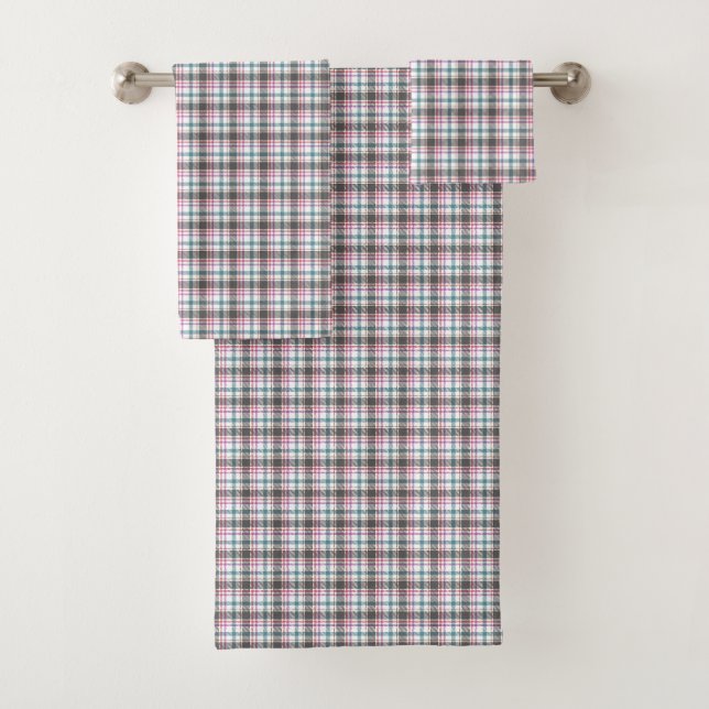 Classic Plaid Pattern Bath Towel Set (Insitu)