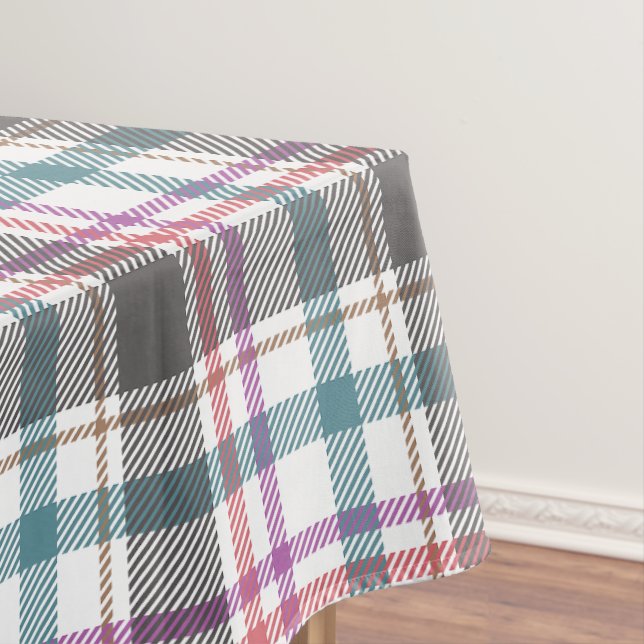 Classic Plaid Pattern Tablecloth (In Situ)