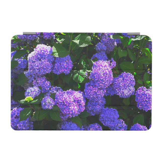 Classic Purple Realistic Hydrangea iPad Mini Cover (Horizontal)