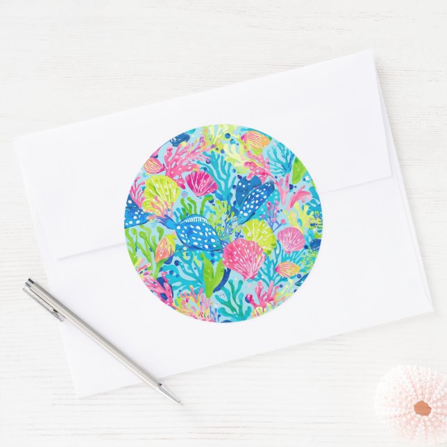 Classic round sticker in stylish graphic (Envelope)