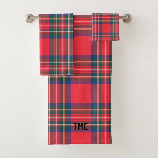 Classic Tartan Plaid Christmas Initials Preppy Bath Towel Set (Insitu)