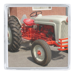 Classic Tractor Bathroom Silver Finish Lapel Pin