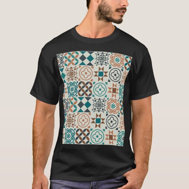 Classic Vintage Tile Pattern T-Shirt (Front)