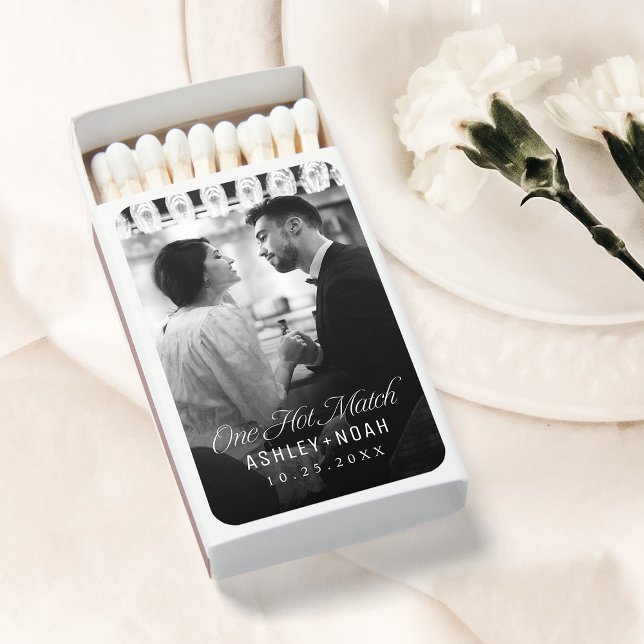 Classy Elegance One Hot Match Wedding Favors (Classy Elegance One Hot Match Wedding Favors)