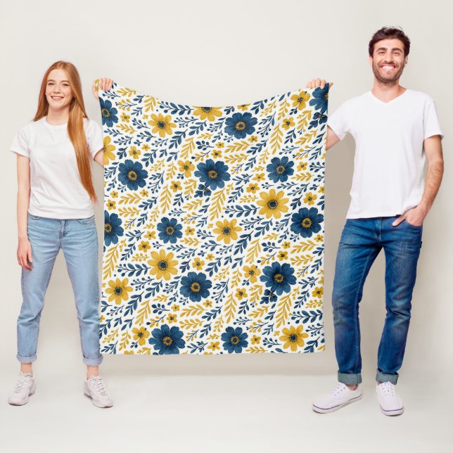 Classy Ethnic Mediterranean Floral Art Pattern Fleece Blanket (In Situ)