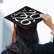 Classy Graduation Year Cap Topper