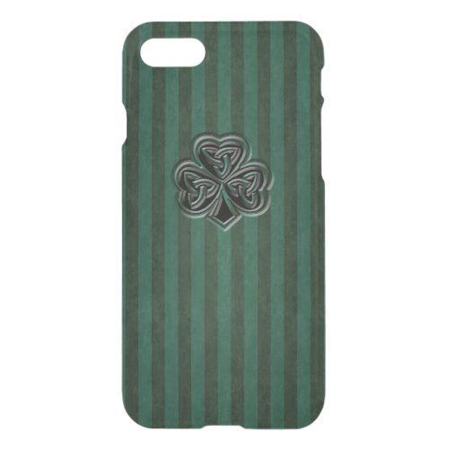Classy grundge green Irish lucky shamrock iPhone SE87 Case