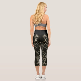 Classy Retro Design in Black and Gold  Capri Leggings