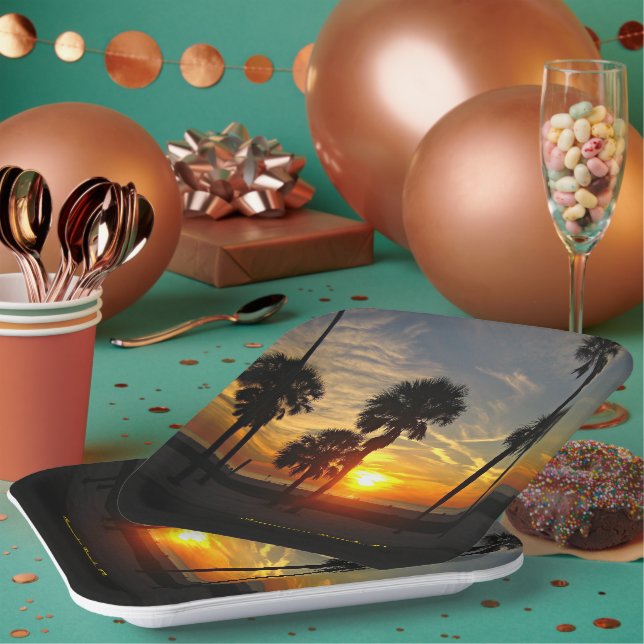 Clearwater Beach Sunset Paper Plates (Multi)