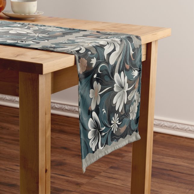 Clementia Short Table Runner (Clementia Short Table Runner
)